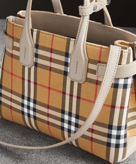 burberry borse aimbolo|burberry leather handbags.